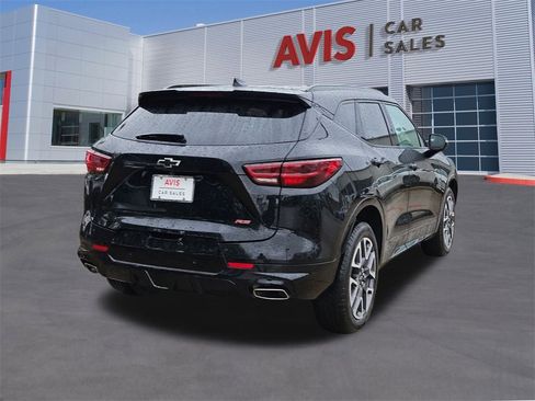 Used 2025 Chevrolet Blazer RS image 6