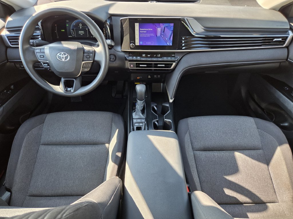Used 2025 Toyota Camry LE FWD image 13