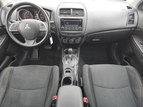 Used 2015 Mitsubishi Outlander Sport ES image 8