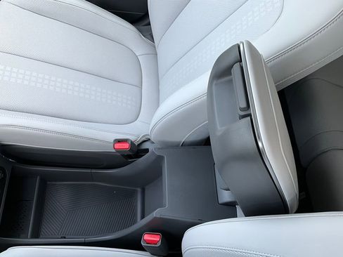 Used 2024 Hyundai Ioniq 5 Limited image 40