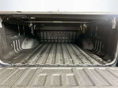 Used 2018 GMC Canyon SLT w/ Driver Alert Package image 25