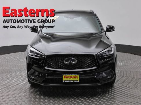 Used 2022 INFINITI QX50 Luxe w/ Appearance Package AWD/4WD image 2