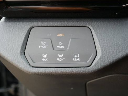 Certified 2023 Volkswagen ID.4 Pro S AWD/4WD image 24