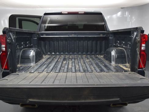 Used 2021 Chevrolet Silverado 1500 Custom Trail Boss AWD/4WD image 18