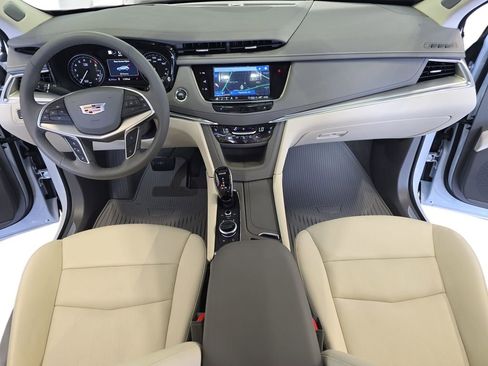 Used 2026 Cadillac XT5 Premium Luxury w/ Driver Assist Package FWD image 10
