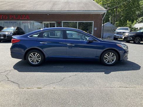 Used 2015 Hyundai Sonata ECO w/ Option Group 08 FWD image 4
