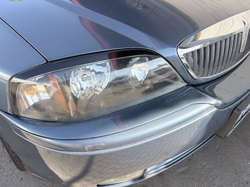 Used 2005 Lincoln LS RWD image 12