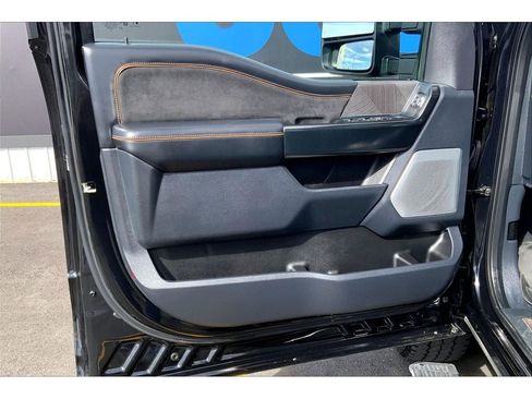 Used 2024 Ford F350 Platinum image 25