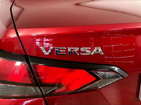 Used 2025 Nissan Versa SV FWD image 8