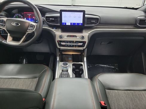 Used 2023 Ford Explorer Timberline w/ Timberline Technology Package AWD/4WD image 15