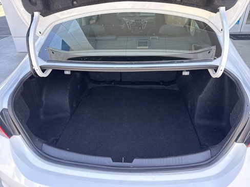 Used 2023 Chevrolet Malibu LS FWD image 22