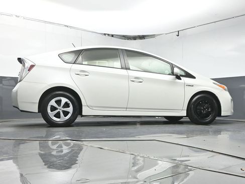 Used 2014 Toyota Prius Two FWD image 35