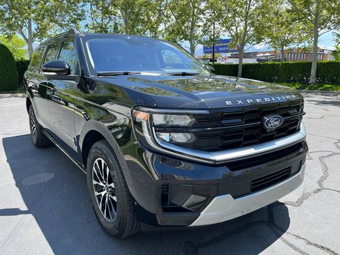 Used 2025 Ford Expedition Max Platinum AWD/4WD image 5