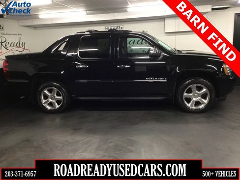 Used 2012 Chevrolet Avalanche LTZ image 1