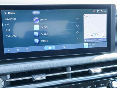 Used 2025 Hyundai Tucson SEL image 3