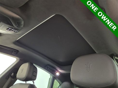 Used 2021 Maserati Levante S image 18