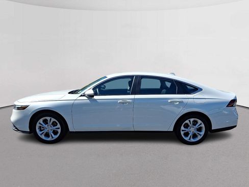 Certified 2023 Honda Accord LX image 6