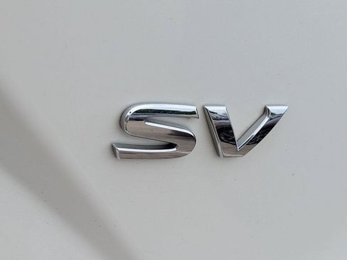Used 2024 Nissan Murano SV FWD image 8