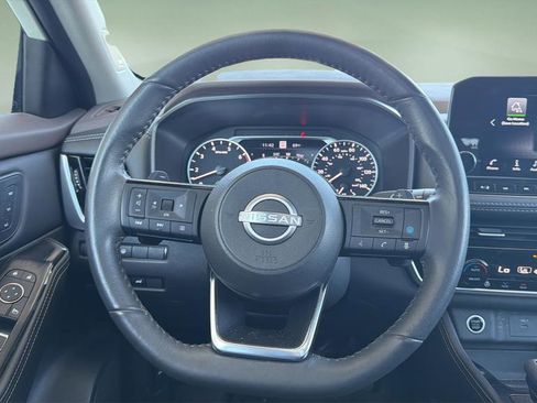 Certified 2023 Nissan Rogue SL w/ SL Premium Package AWD/4WD image 9