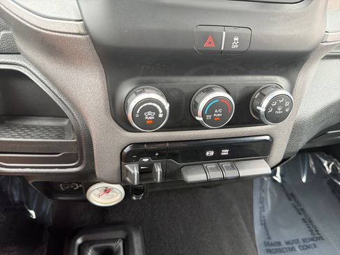 Used 2022 RAM 3500 Tradesman AWD/4WD image 22