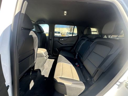 New 2026 Chevrolet Equinox LT w/ Convenience Package II image 24