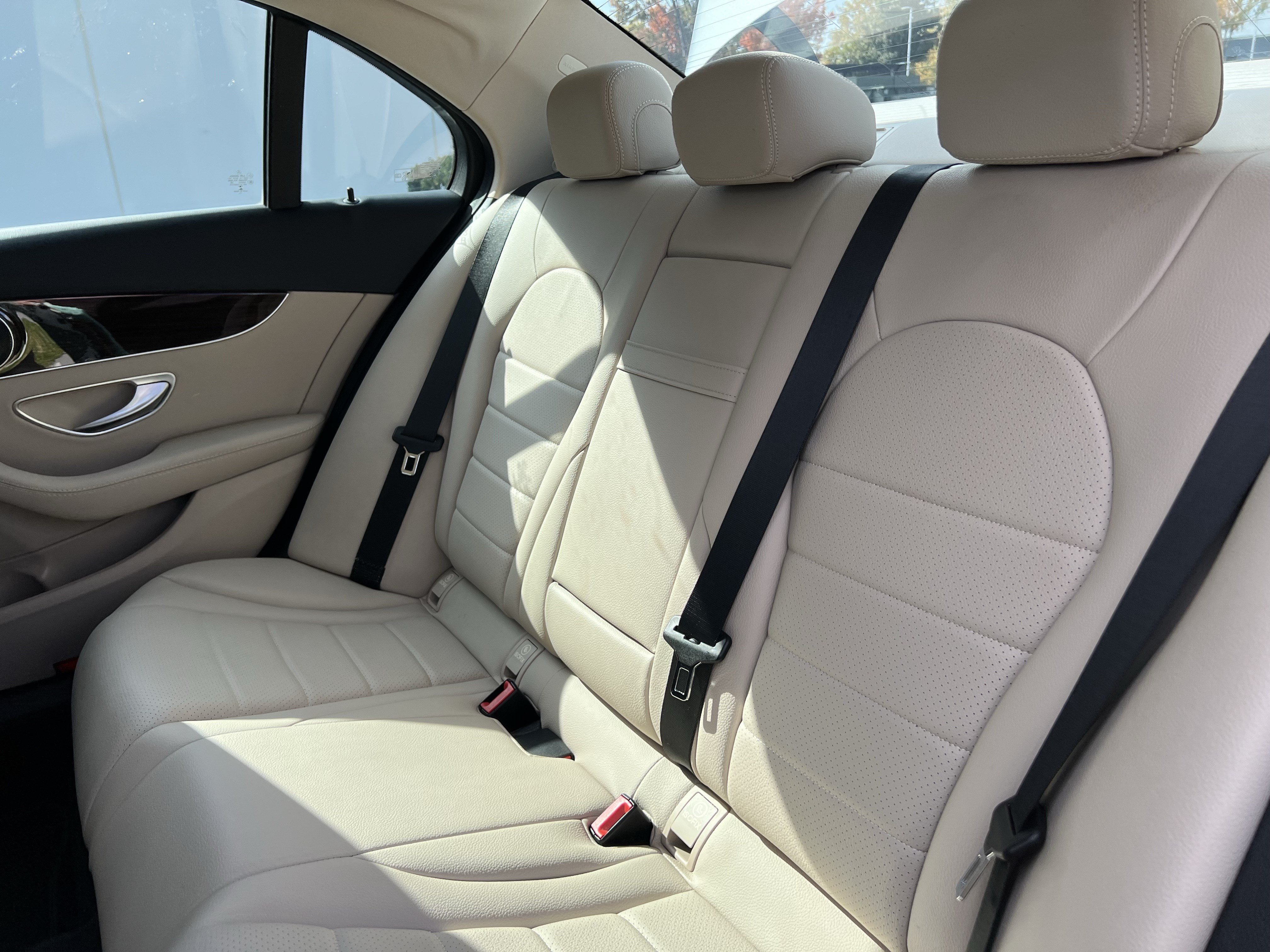 Used 2018 Mercedes-Benz C 300 Sedan image 33