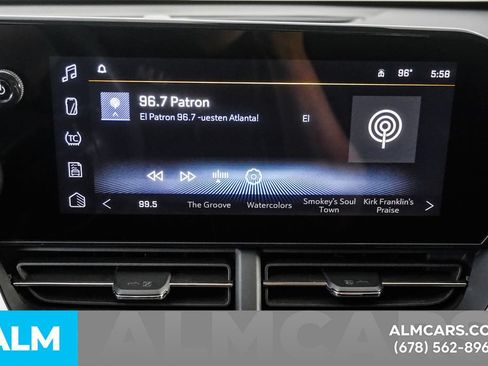 Used 2025 Chevrolet Trax LT FWD image 37