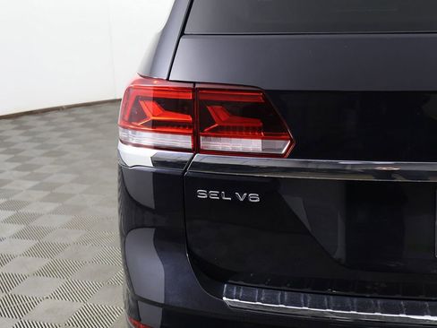 Used 2023 Volkswagen Atlas SEL image 18