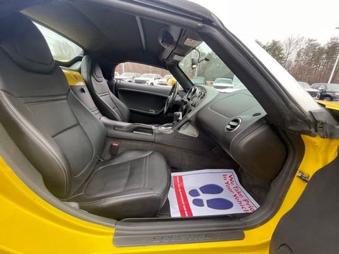 Used 2007 Pontiac Solstice Convertible w/ Premium Package image 19