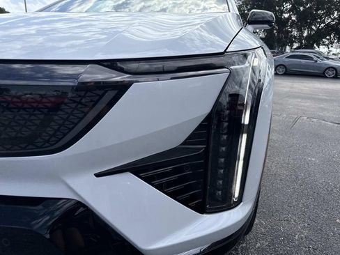 New 2027 Cadillac Optiq Premium Sport RWD image 9