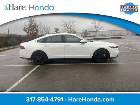 Used 2024 Honda Accord EX-L image 9