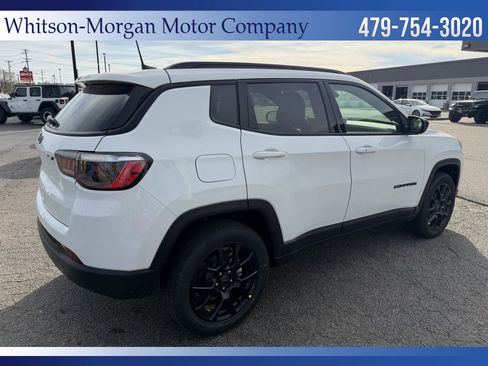 New 2026 Jeep Compass Latitude image 5