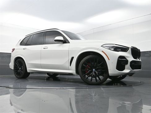 Used 2022 BMW X5 sDrive40i w/ M Sport Package image 28