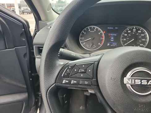Used 2024 Nissan Sentra S FWD image 20