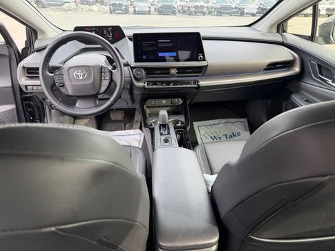Used 2024 Toyota Prius XLE FWD image 21