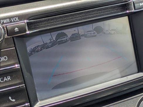 Used 2015 Toyota RAV4 LE FWD image 12