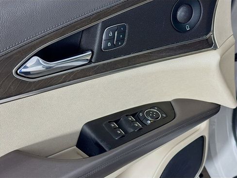 Used 2020 Lincoln Nautilus Reserve w/ Equipment Group 201A image 18