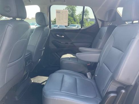 Used 2021 Chevrolet Traverse LT AWD/4WD image 8