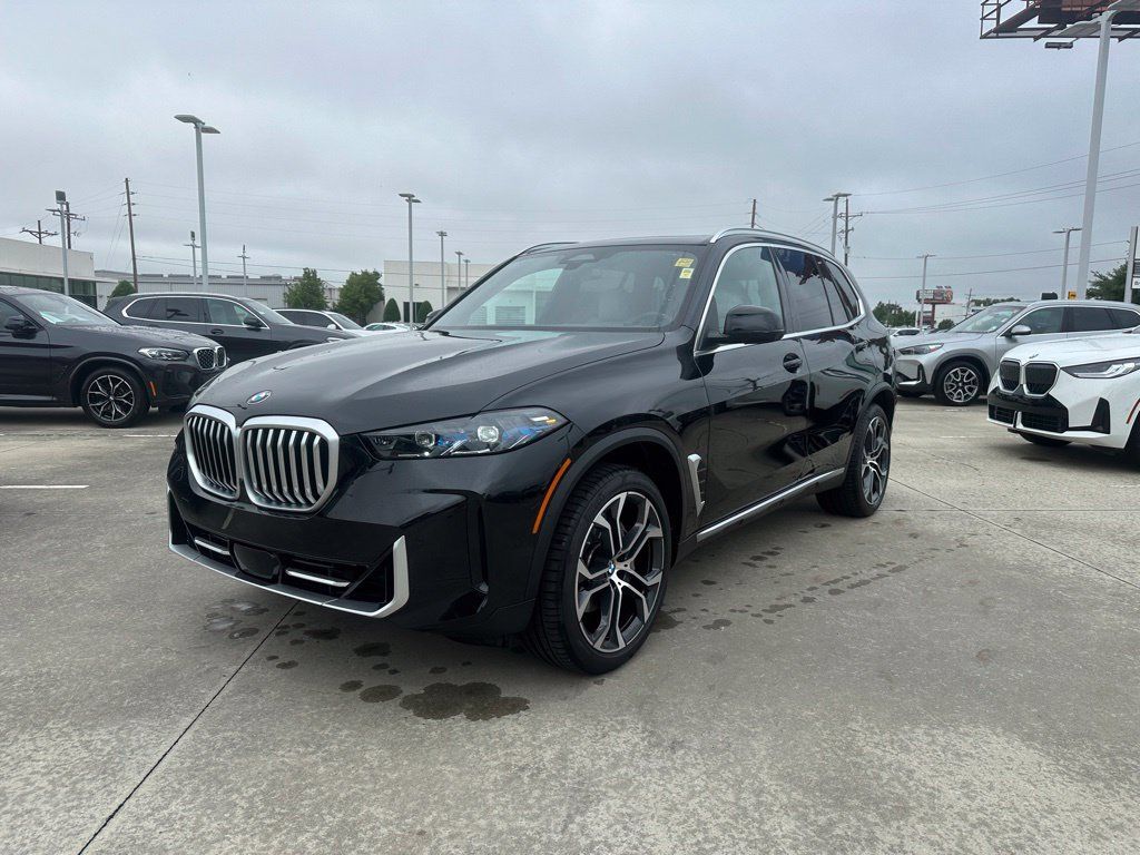Certified 2026 BMW X5 sDrive40i w/ Parking Assistance Package RWD image 1