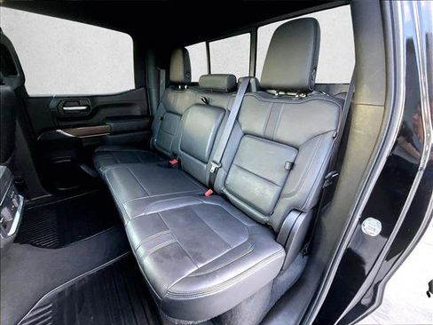 Used 2021 Chevrolet Silverado 1500 High Country w/ Technology Package image 28