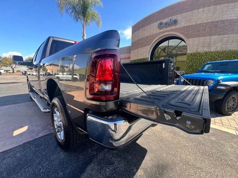 Used 2025 RAM 2500 Big Horn AWD/4WD image 13