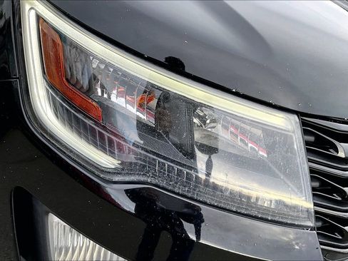 Used 2017 Ford Explorer Sport w/ Equipment Group 401A AWD/4WD image 30