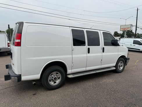 Used 2020 GMC Savana 2500 w/ Driver Convenience Package image 10