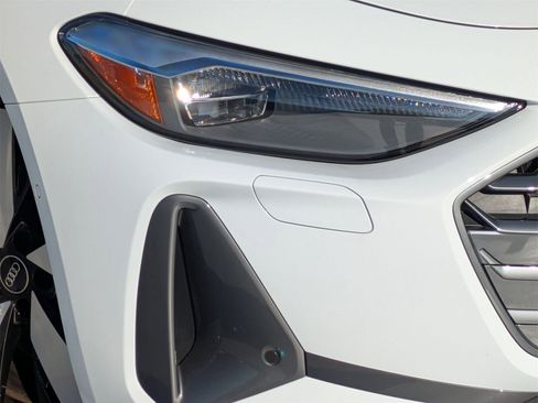 Used 2025 Audi A5 2.0T Premium w/ Convenience Package image 24