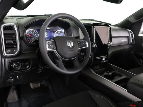 Used 2025 RAM 1500 Big Horn AWD/4WD image 27