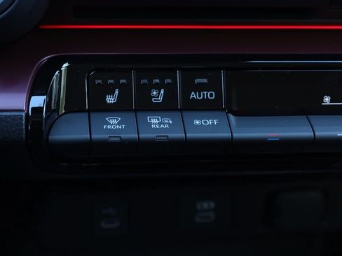 New 2026 Toyota Prius Plug-In Hybrid FWD image 23