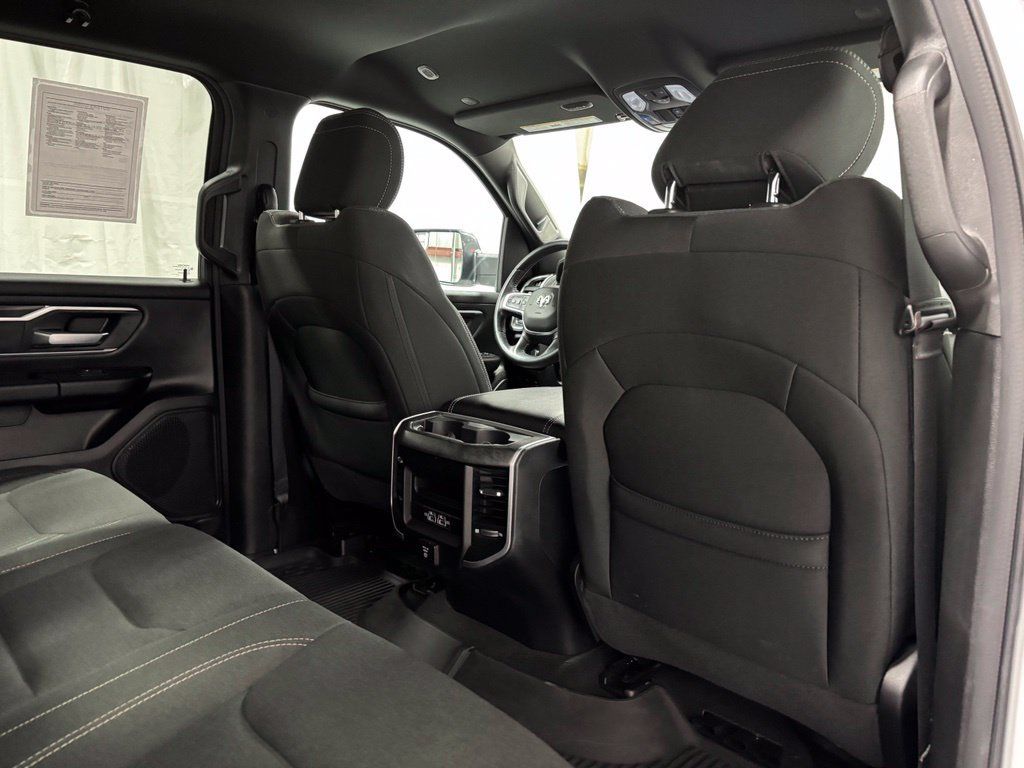 Used 2022 RAM 1500 Big Horn AWD/4WD image 53