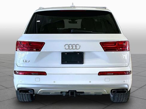 Used 2019 Audi Q7 3.0T Prestige w/ Prestige Package AWD/4WD image 4