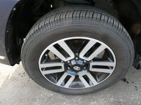 Used 2017 Toyota 4Runner TRD Off-Road Premium image 10