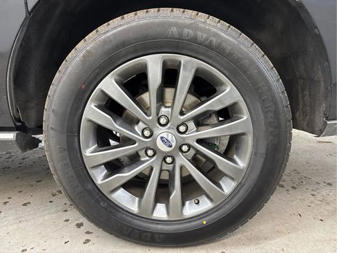 Used 2021 Ford Expedition Max Limited RWD image 32